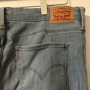 Levi's 314 Straight Leg Jeans